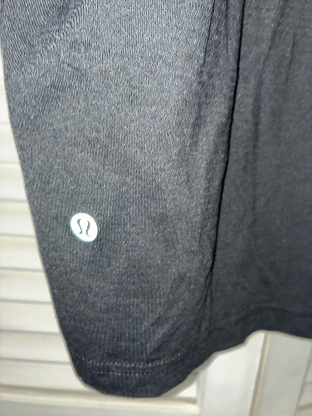 lululemon athletica Men's Short Sleeve Tees - Black & Teal - Picture 5 of 9